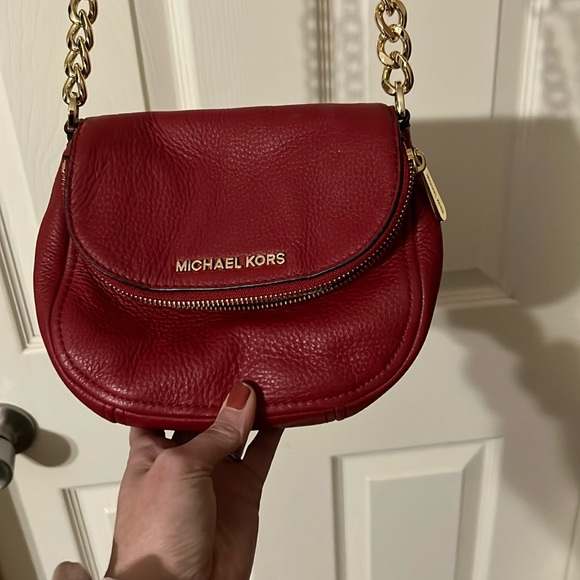 Micheal Kors crossbody bag - Picture 1 of 7